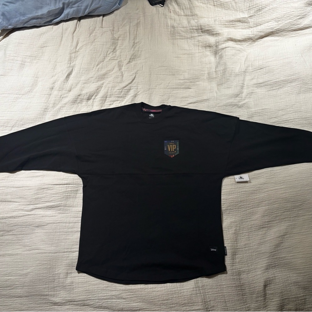 Disney World VIP Tour Spirit Jersey – Black, Size Small (NWT), Exclusive Merch